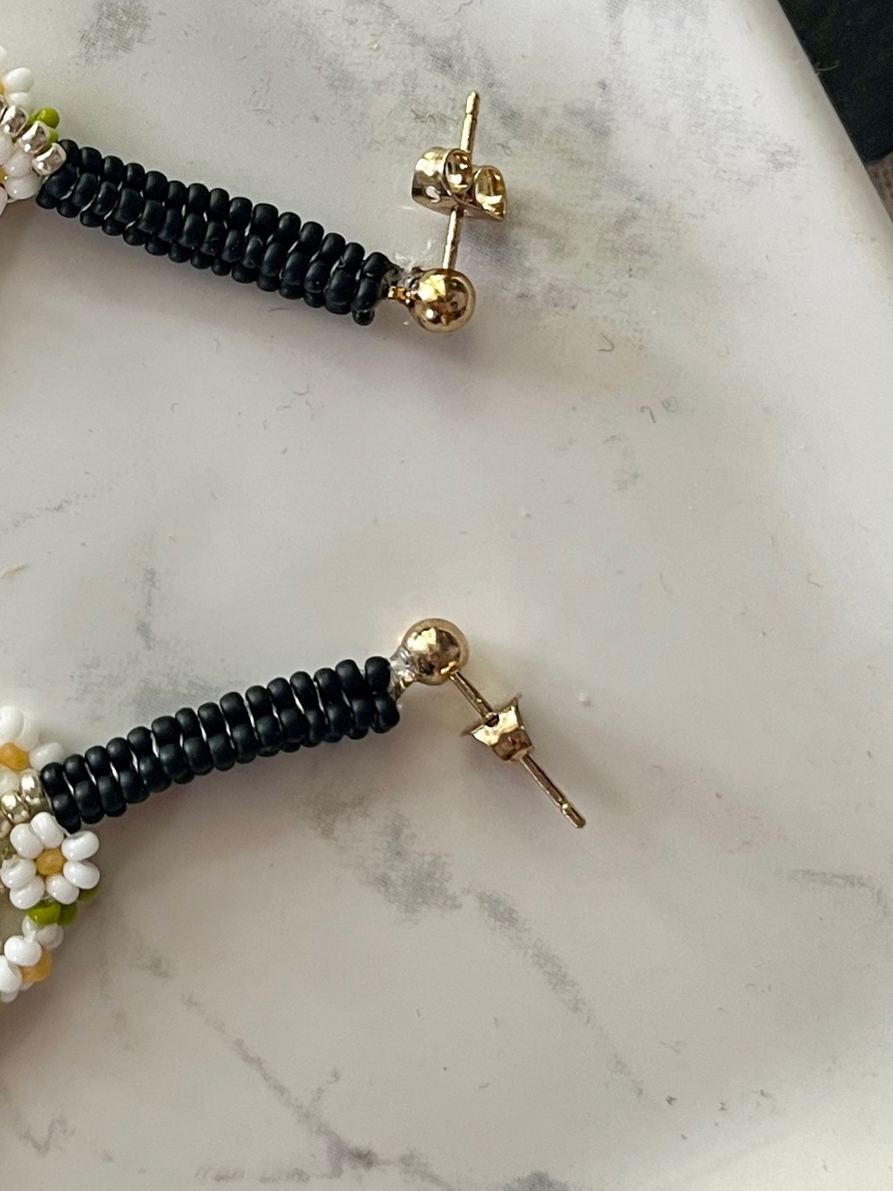 Ivory Beaded Daisy Bouquet Floral Stud Earrings - ball post - Picture 4 of 4